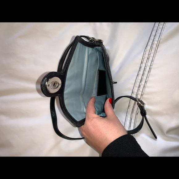 Vintage Coach Black Leather Crossbody - Picture 2 of 3